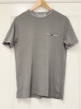 Cactus Man Men's Medium Short-Sleeve Crewneck Shirt in Gray Contrast Trim